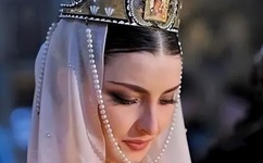 男子讲回家故事:在高速公路写代码